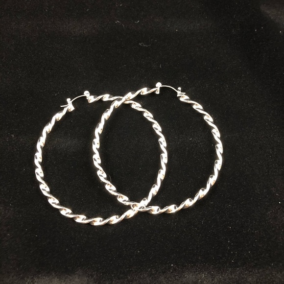 Jewelry - Twisted Silver Hoops